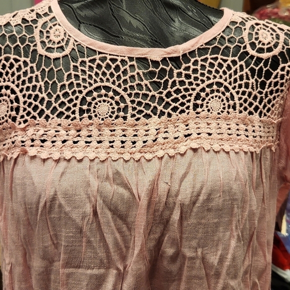 Forgotten Grace Small Top rose color NWT RN 93682 - Picture 9 of 11